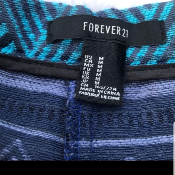 💙FOREVER 21 SHORTS - Picture 2 of 2